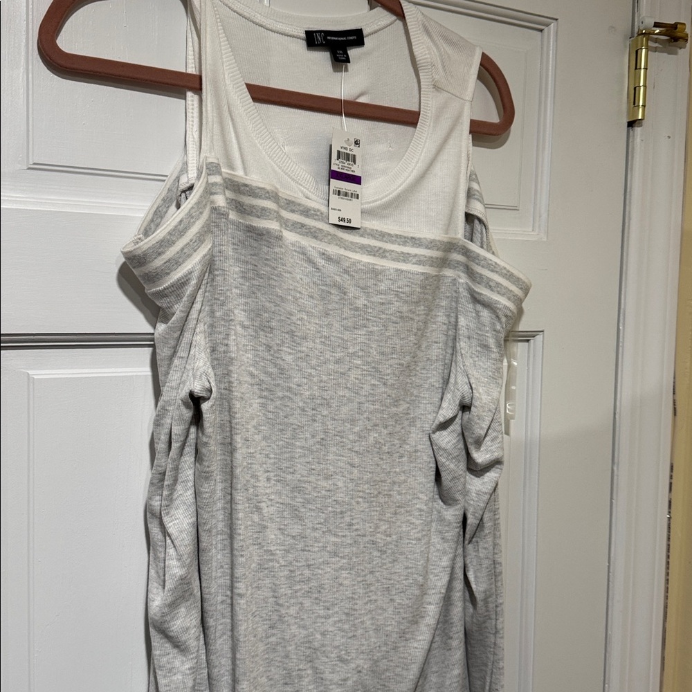 Brand New!!!I.N.C. Silver Heather Cold Shoulder top Size XXL